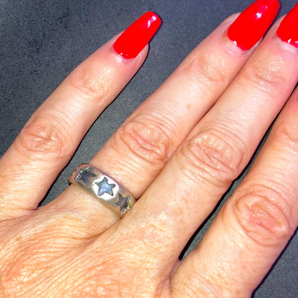 4/$15❤️‍🔥Cute Sterling Silver star pattern ring
